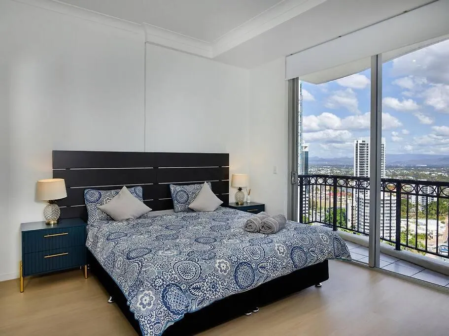 Luxurious Apartment In Surfers Gold Coast