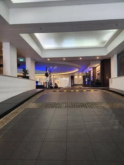 Luxurious Apartment In Surfers Gold Coast Australia